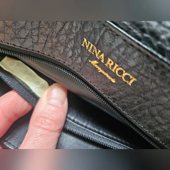 Nina Ricci Leather Envelope Clutch - Picture 5 of 12